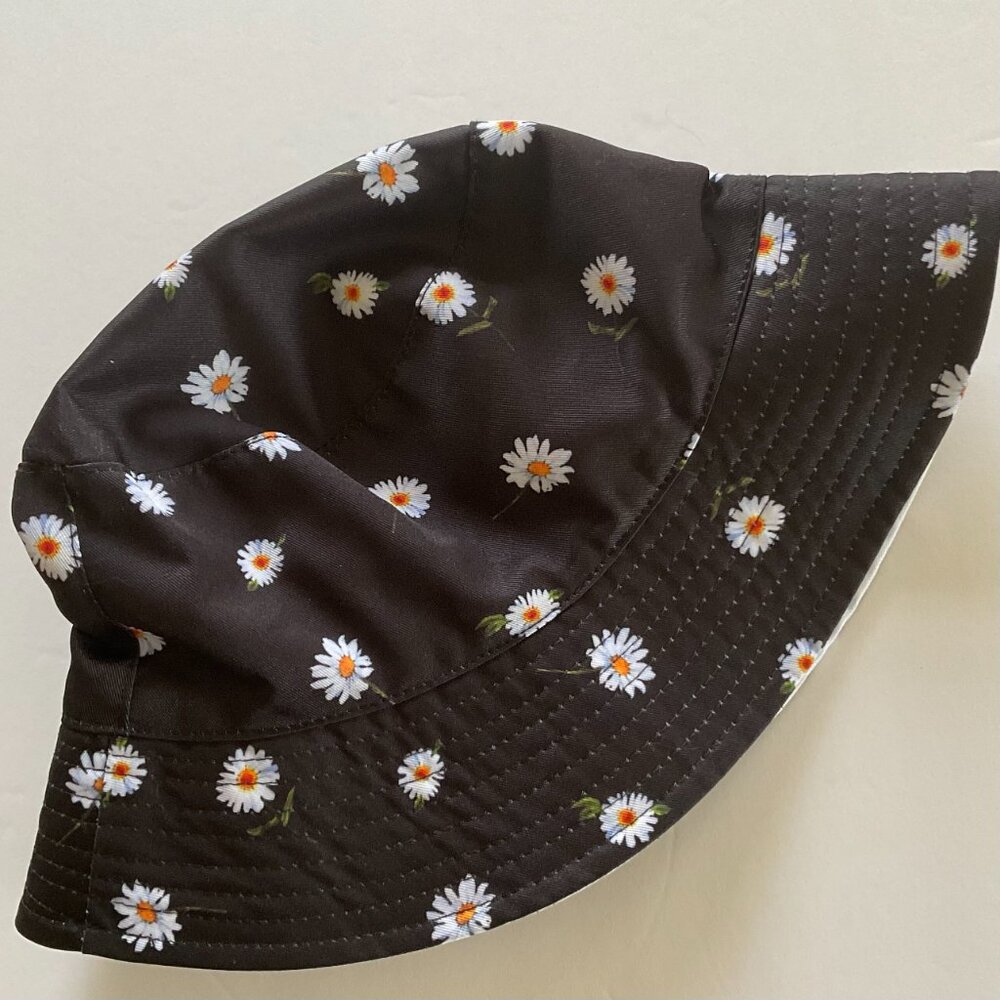 ALICE & OLIVIA Women's Reversible Bucket Hat NWOT Size OSFM